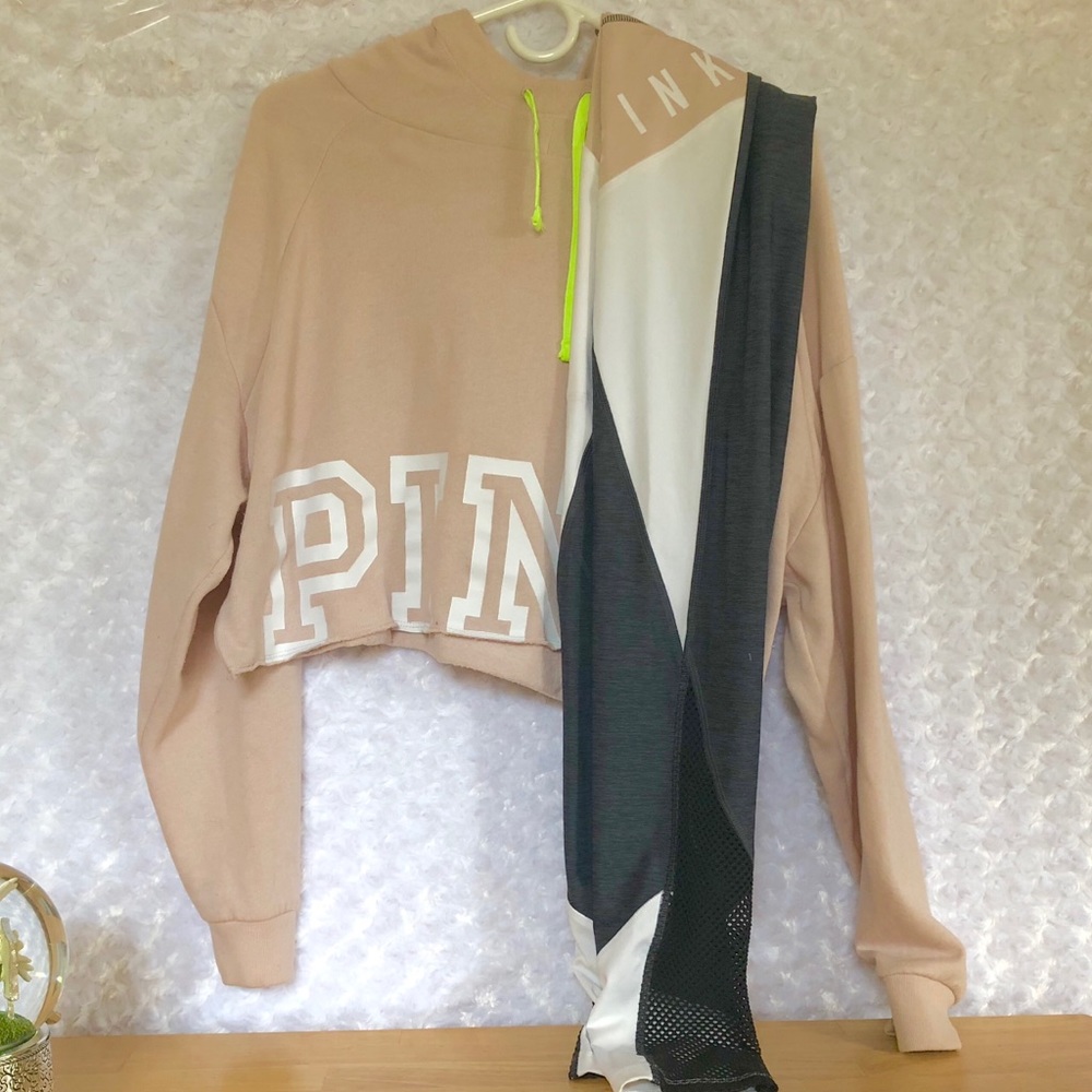 ❌❌SOLD❌❌TOO CUTE Victoria’s Secret PINK outfit